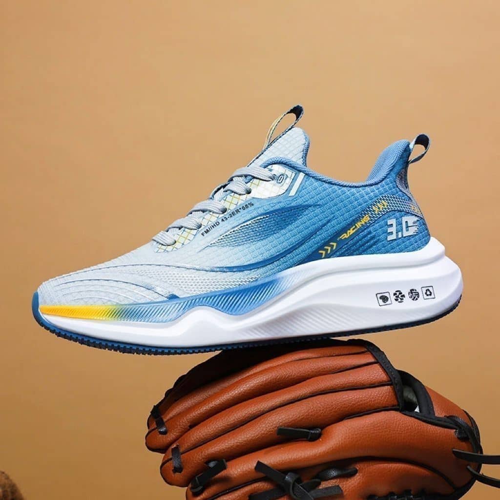 Ultra-Light Breathable Mesh Men's Running Shoes
