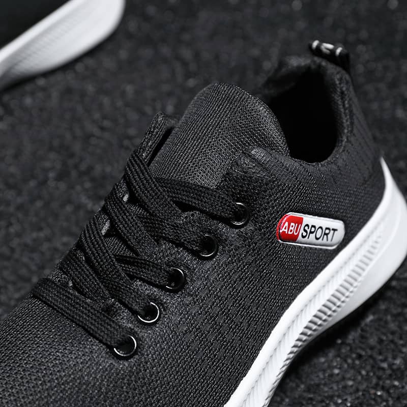 Men's Breathable Flyknit Mesh Casual Athletic Running Shoes Lightweight Wear-Resistant Comfortable Sneakers
