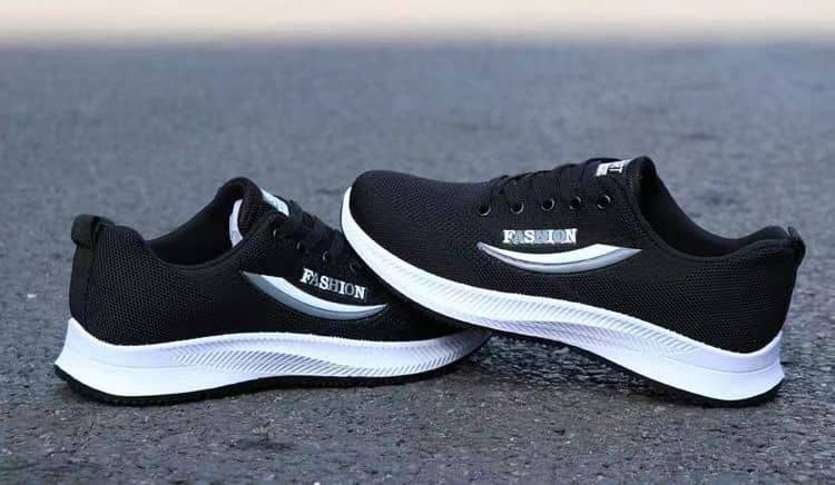 New Spring Breathable Mesh Casual Athletic Shoes for Men Comfortable Lightweight Sneakers