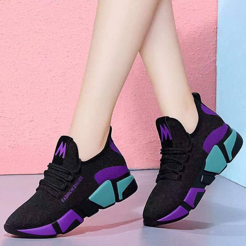 Women's Lightweight Breathable Soft Sole Casual Athletic Shoes Slip-On