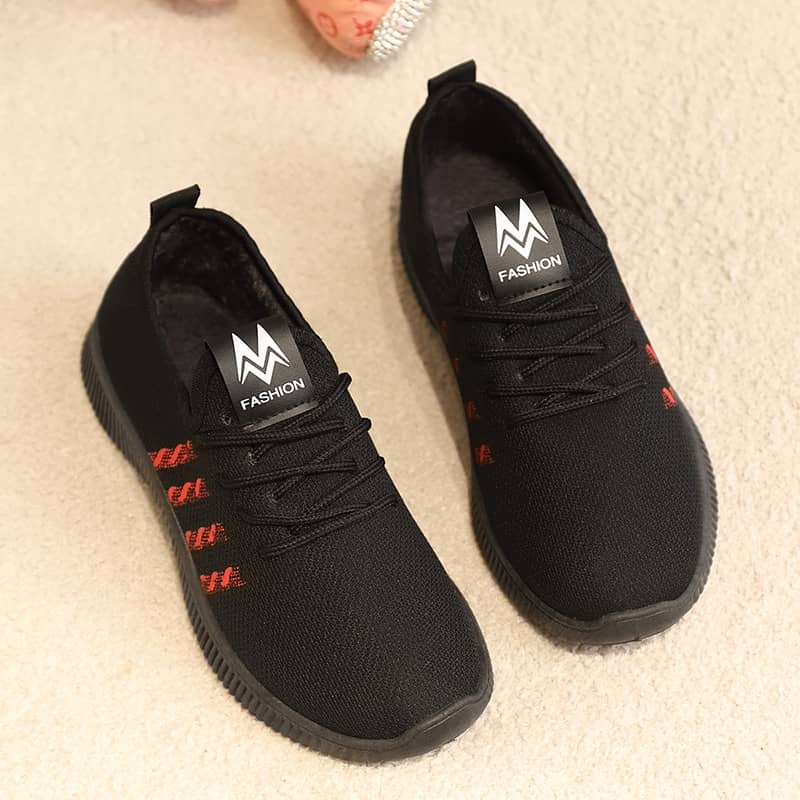 New Spring Breathable Lightweight Slip-On Walking Shoes for Women Comfortable Casual Athletic Sneakers