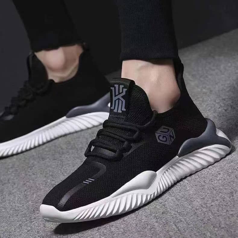 Men's Comfortable Breathable Mesh Cloth Athletic Running Shoes