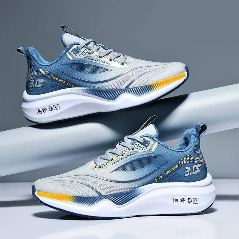 Men's Mesh Lightweight Running Shoes Breathable Student Athletic Sneakers