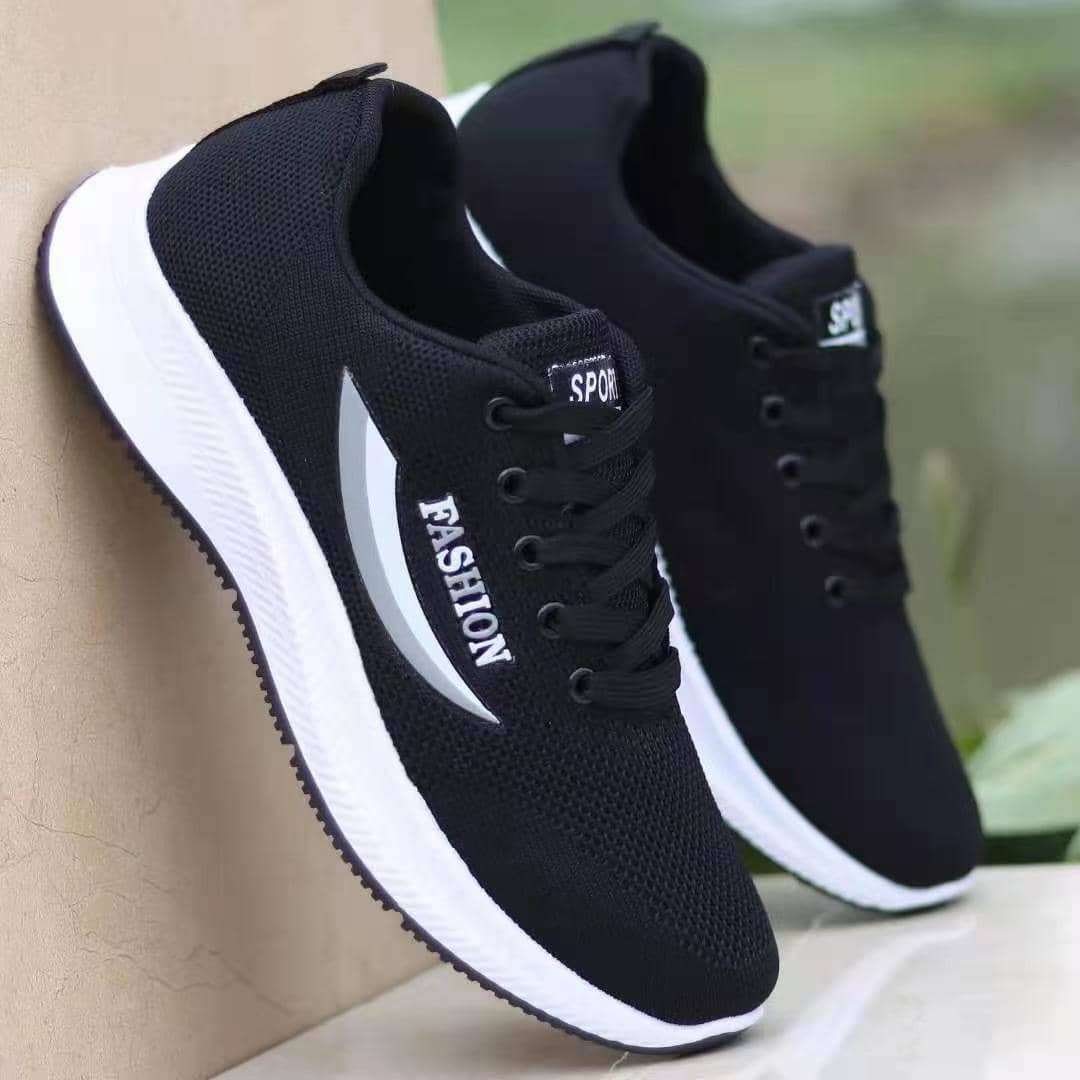 New Spring Breathable Mesh Casual Athletic Shoes for Men Comfortable Lightweight Sneakers
