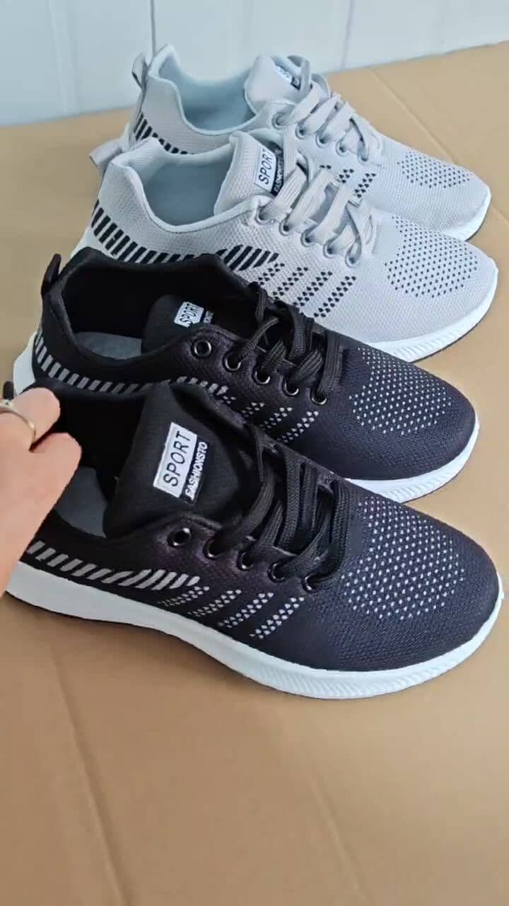 Men's Flyknit Mesh Breathable Casual Walking Shoes All-Season Comfortable Lightweight Sneakers