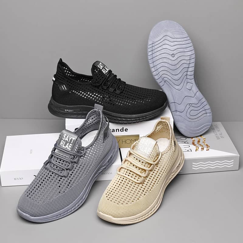 2023 Summer New Breathable Flyknit Lightweight Anti-Slip Wear-Resistant Walking Ultra-Light Men's Shoes
