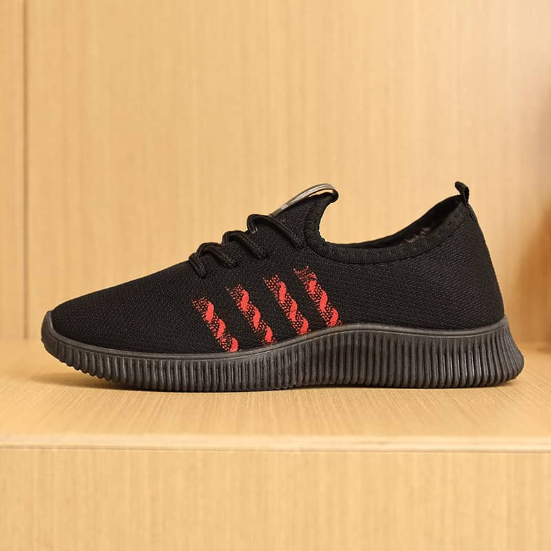 New Spring Breathable Lightweight Slip-On Walking Shoes for Women Comfortable Casual Athletic Sneakers