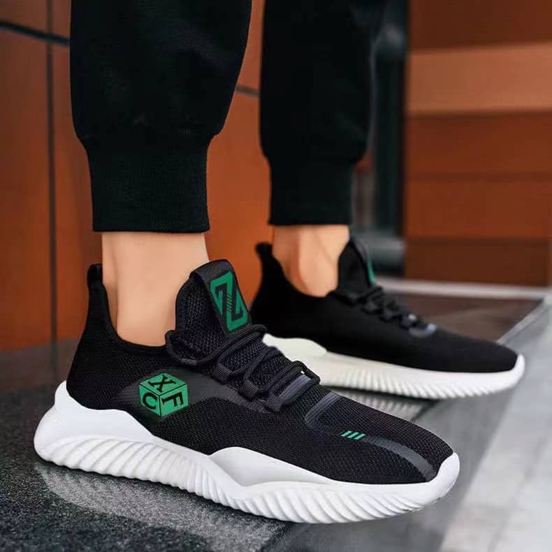 Men's Comfortable Breathable Mesh Cloth Athletic Running Shoes