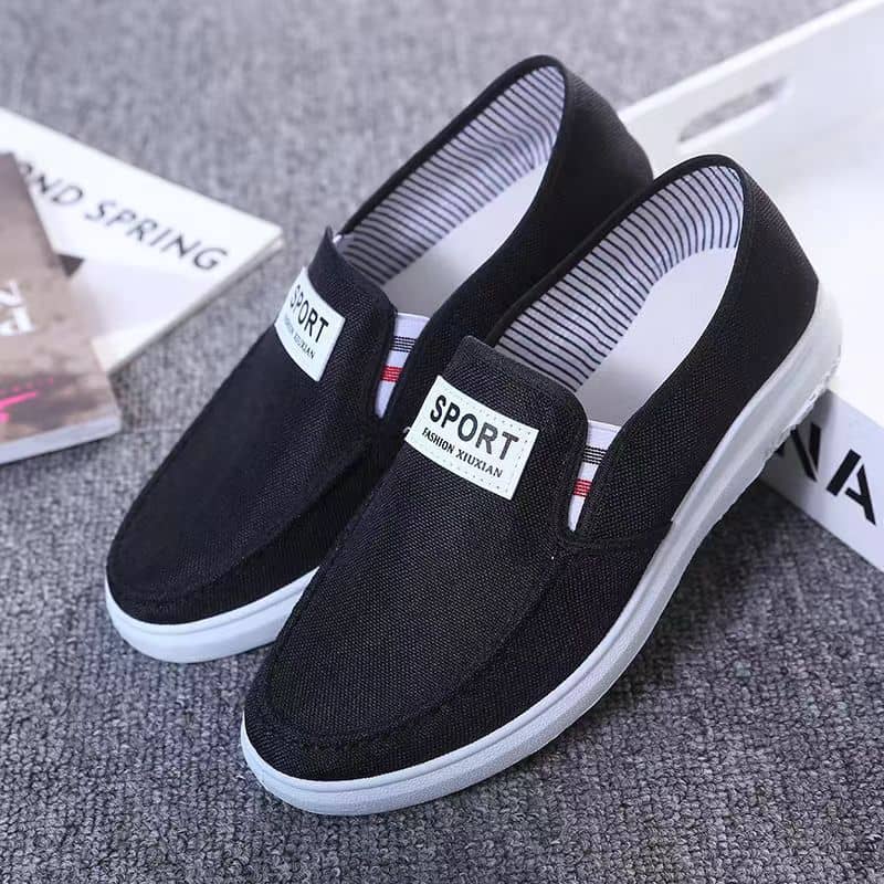 Men's Canvas Slip-On Shoes Denim Casual Loafers Lightweight Breathable Anti-Slip Wear-Resistant Student Shoes