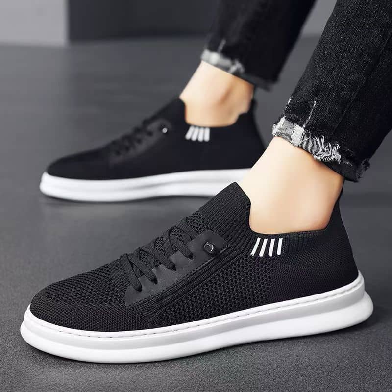 Men's Breathable Flyknit Mesh Athletic Shoes Soft Sole Casual Board Shoes