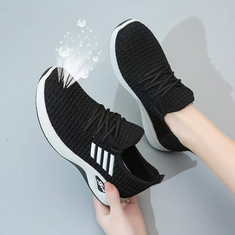 New Women's Flyknit Athletic Shoes Soft Sole Anti-Slip Breathable Dance Walking Sneakers