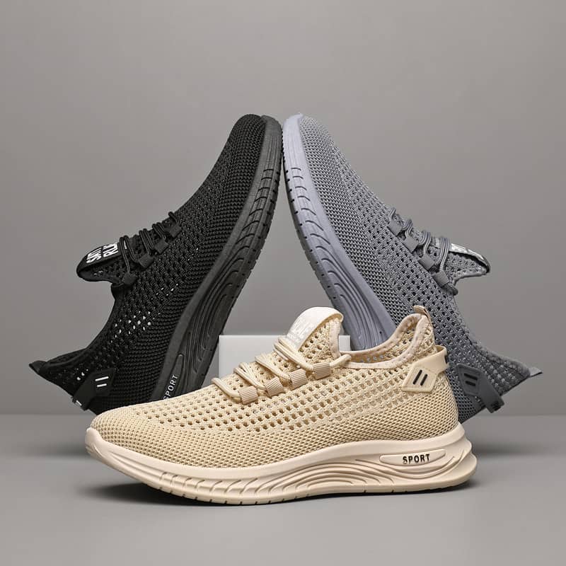 2023 Summer New Breathable Flyknit Lightweight Anti-Slip Wear-Resistant Walking Ultra-Light Men's Shoes