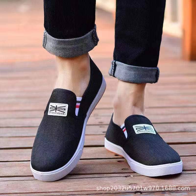 Men's Canvas Slip-On Shoes Denim Casual Loafers Lightweight Breathable Anti-Slip Wear-Resistant Student Shoes
