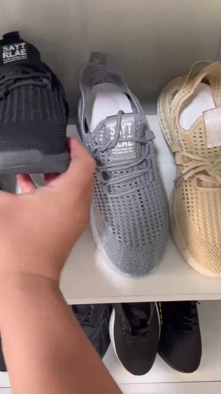 2023 Summer New Breathable Flyknit Lightweight Anti-Slip Wear-Resistant Walking Ultra-Light Men's Shoes