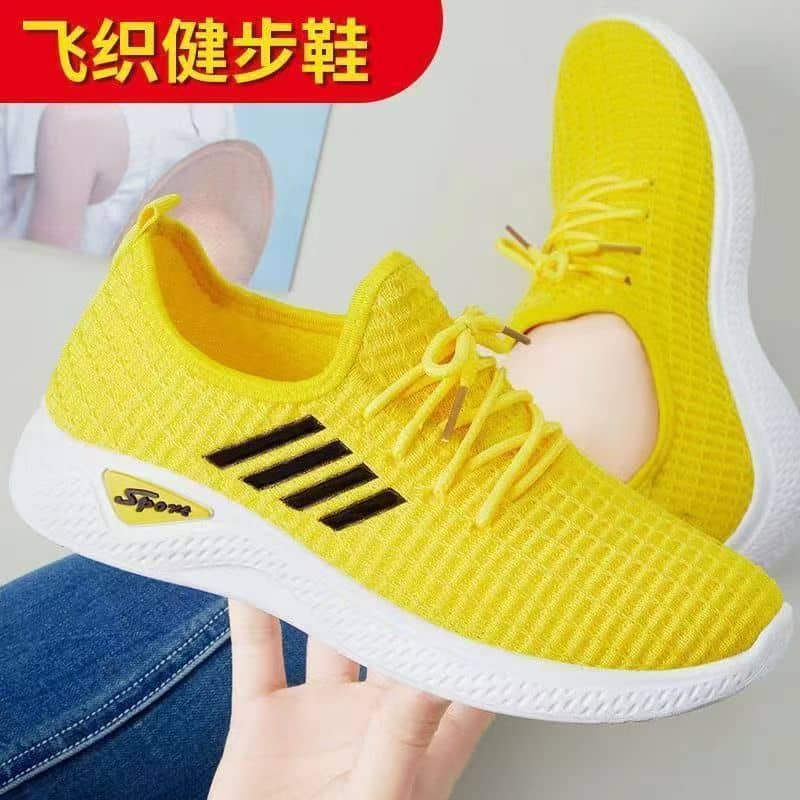 Women's Flyknit Athletic Shoes Soft Sole Slip-On Casual Walking Shoes Breathable Anti-Slip