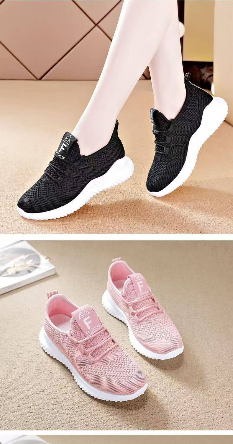 Unisex Flyknit Mesh Sneakers Breathable Comfortable Korean Style Student Running Shoes for Couples