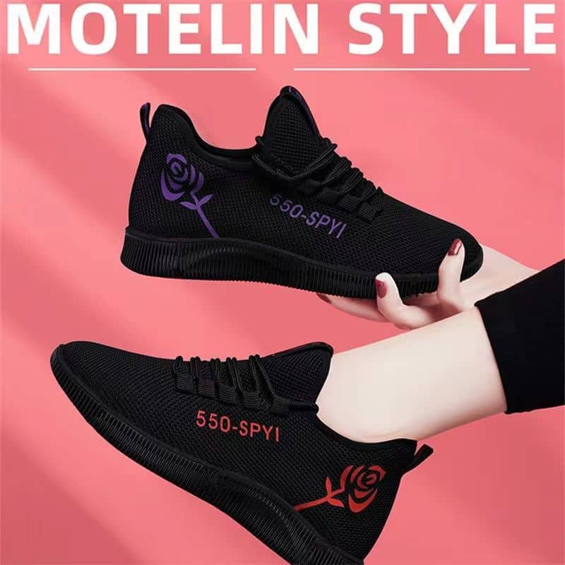 New Spring Breathable Comfortable Cloth Shoes for Women Lightweight Casual Walking Sneakers