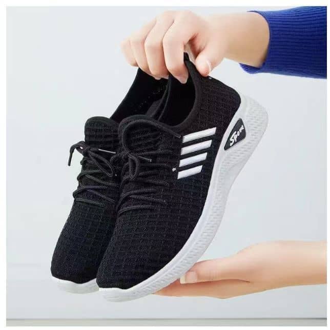 New Women's Flyknit Athletic Shoes Soft Sole Anti-Slip Breathable Dance Walking Sneakers