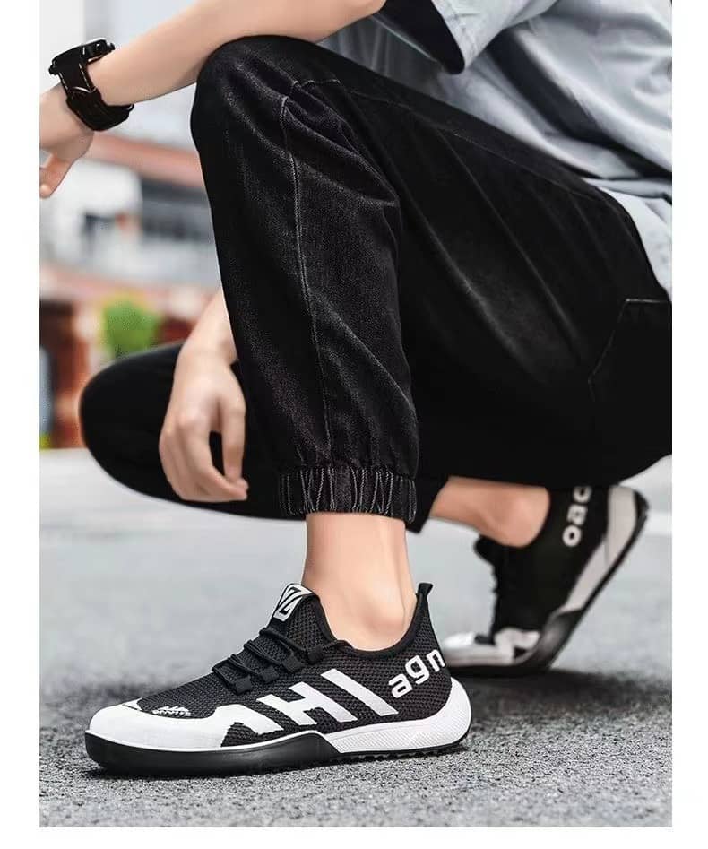 Men's Comfortable Breathable Mesh Cloth Casual Running Track Shoes