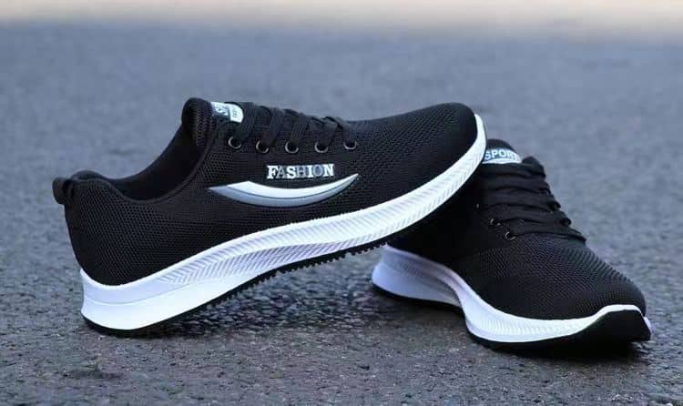 New Spring Breathable Mesh Casual Athletic Shoes for Men Comfortable Lightweight Sneakers