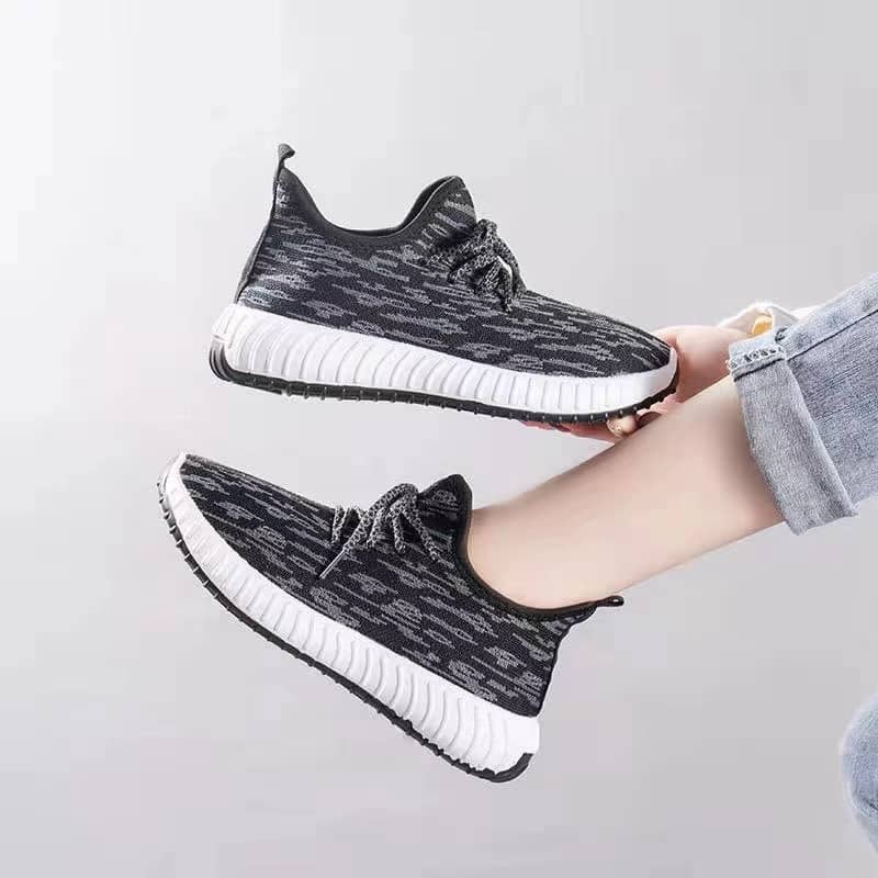 Unisex Coconut Athletic Shoes Old Beijing Cloth Shoes Breathable Flyknit Casual Platform Running Coconut Shoes