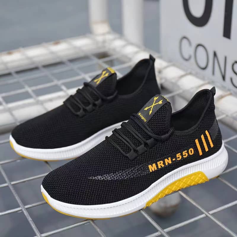 Men's Casual Breathable Mesh Shoes Korean Style Comfortable Running Shoes Student Athletic Shoes
