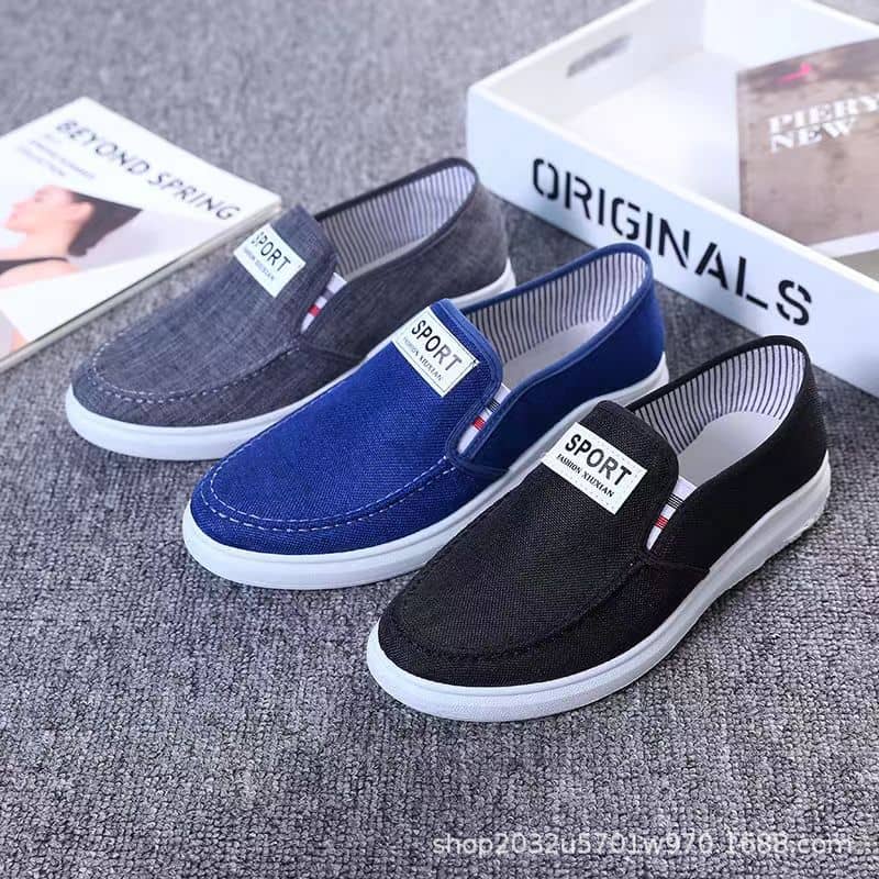 Men's Canvas Slip-On Shoes Denim Casual Loafers Lightweight Breathable Anti-Slip Wear-Resistant Student Shoes