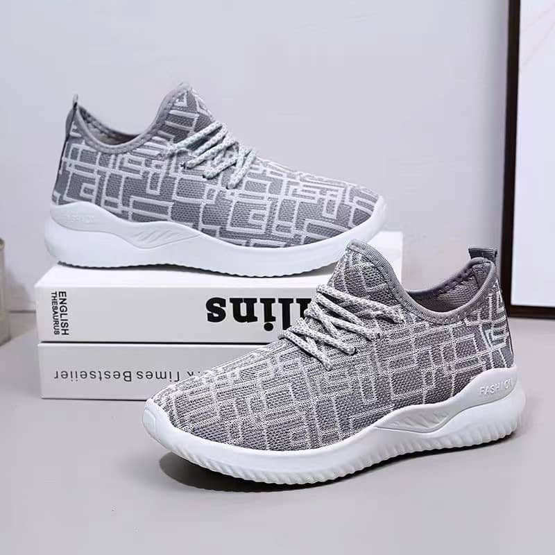 Unisex Coconut Athletic Shoes Old Beijing Cloth Shoes Breathable Flyknit Casual Platform Running Coconut Shoes