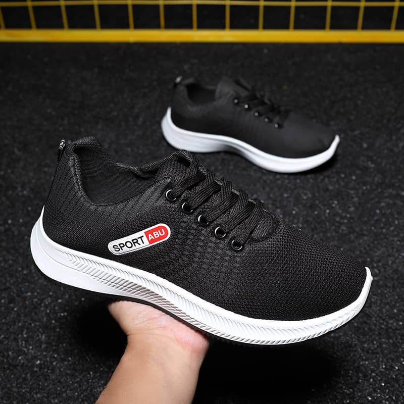 Men's Breathable Flyknit Mesh Casual Athletic Running Shoes Lightweight Wear-Resistant Comfortable Sneakers