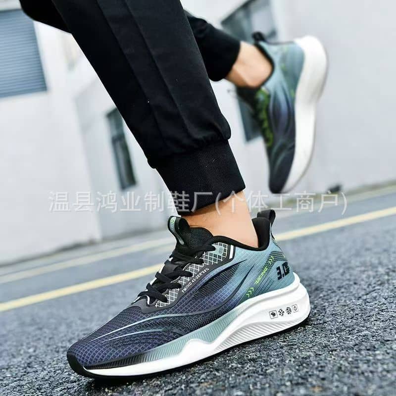 Spring Autumn Men's Ultra-Light Running Shoes Breathable Shock-Absorbing Soft Sole Mesh Sneakers