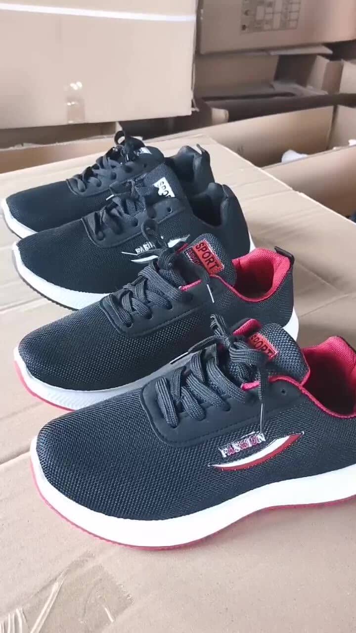 New Spring Breathable Mesh Casual Athletic Shoes for Men Comfortable Lightweight Sneakers