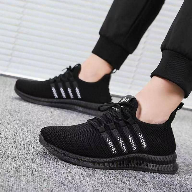 Men's Breathable Mesh Athletic Shoes Casual Mesh Upper Comfortable Trendy Running Shoes
