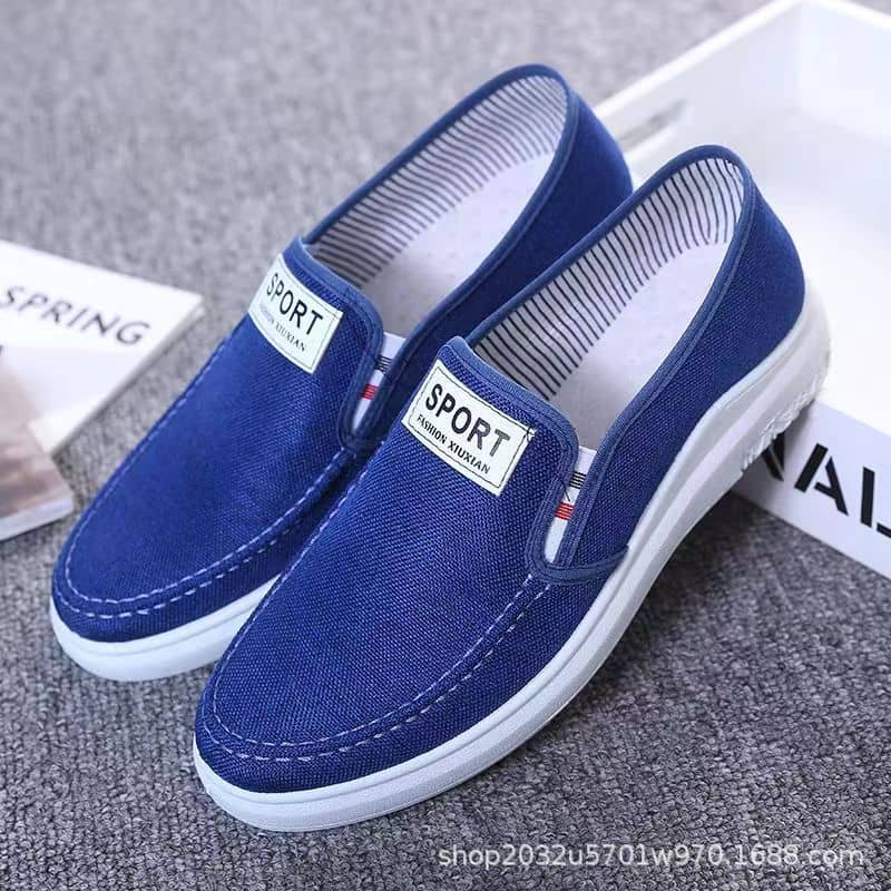 Men's Canvas Slip-On Shoes Denim Casual Loafers Lightweight Breathable Anti-Slip Wear-Resistant Student Shoes