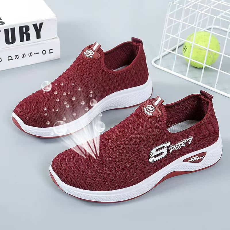 New Women's Flyknit Athletic Shoes Soft Sole Anti-Slip Breathable Dance Walking Sneakers