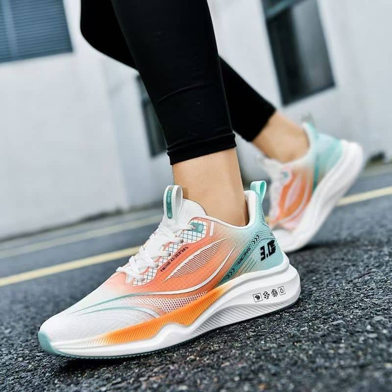 Men's Mesh Lightweight Running Shoes Breathable Student Athletic Sneakers