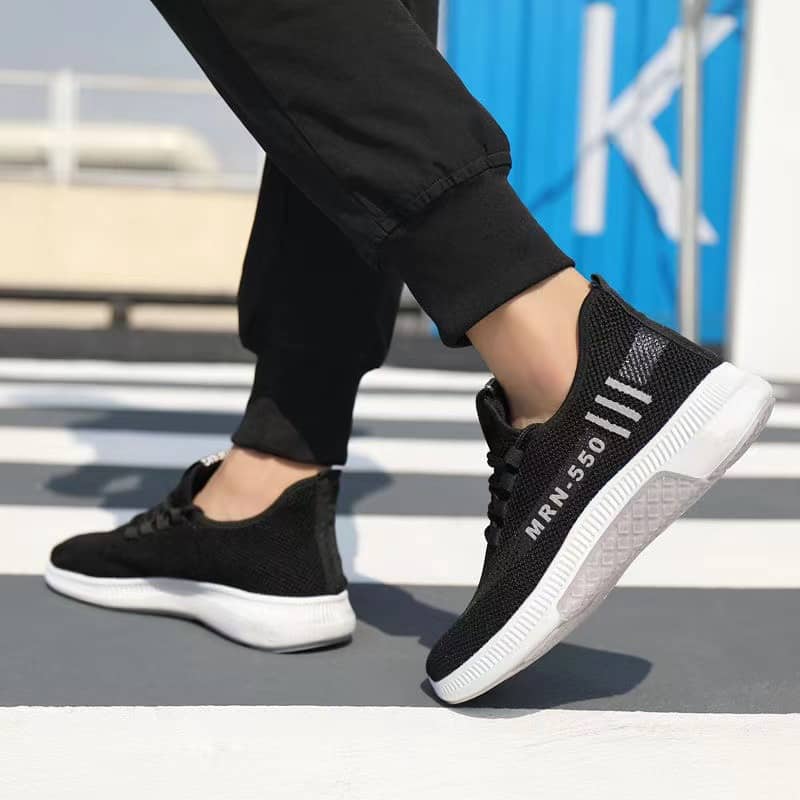 Men's Casual Breathable Mesh Shoes Korean Style Comfortable Running Shoes Student Athletic Shoes