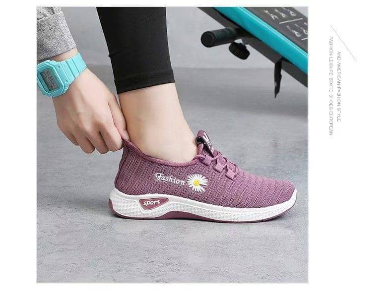 New Flyknit Women's Athletic Shoes Soft Sole Slip-On Casual Walking Shoes Anti-Slip