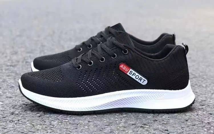 Spring New Men's Flyknit Mesh Athletic Shoes Trendy Versatile Breathable Casual Shoes Comfortable Walking Shoes